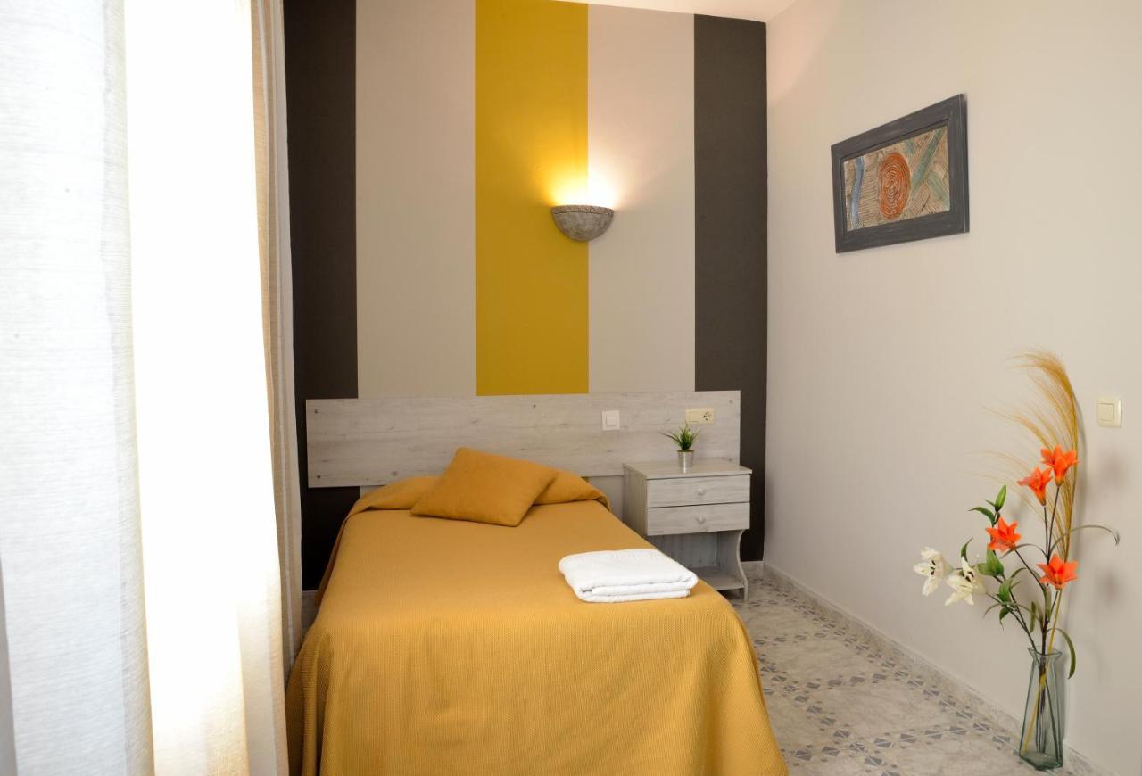 Cuatro Caminos Hotel Piedrabuena Kültér fotó
